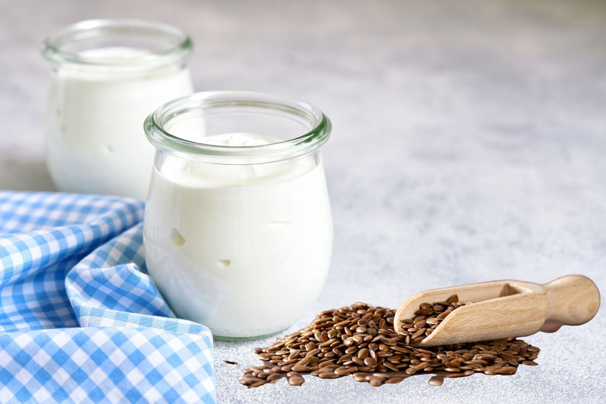 kefir and flaxseeds