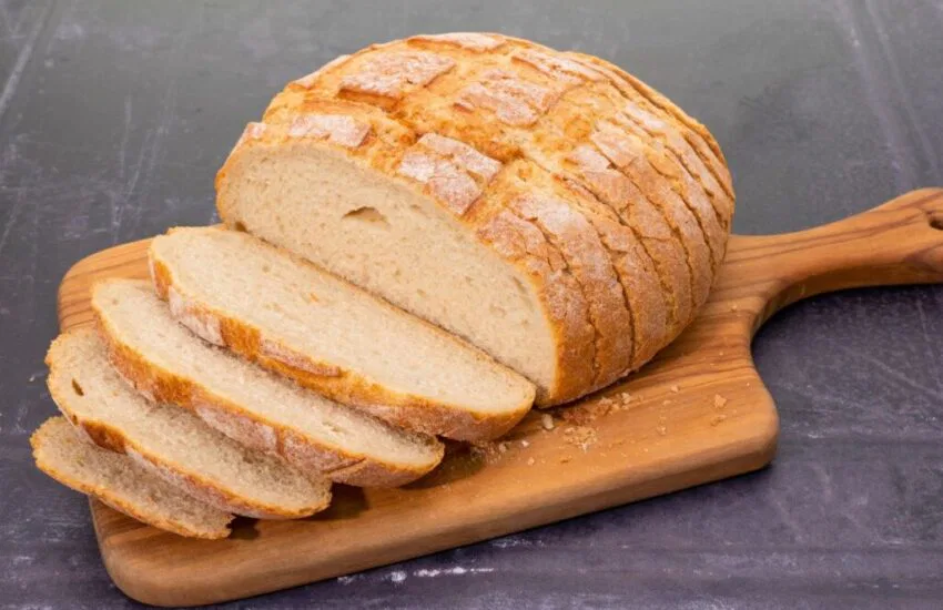 benefits of sourdough bread for ibs (4) A sourdough bread.