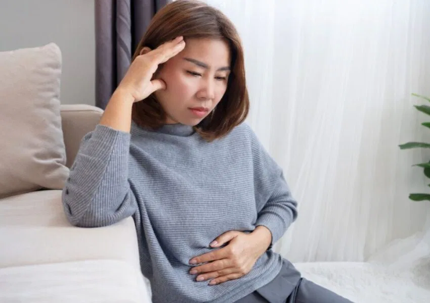 link between sinus stomach problem (1) The woman has sinus and stomach problems.