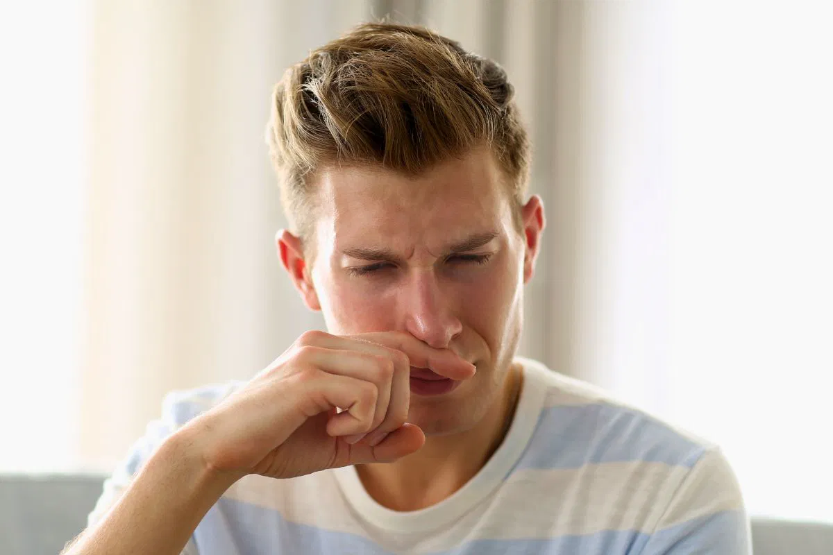 bad smell nose (2) The man was disgusted by the bad smell in his nose.