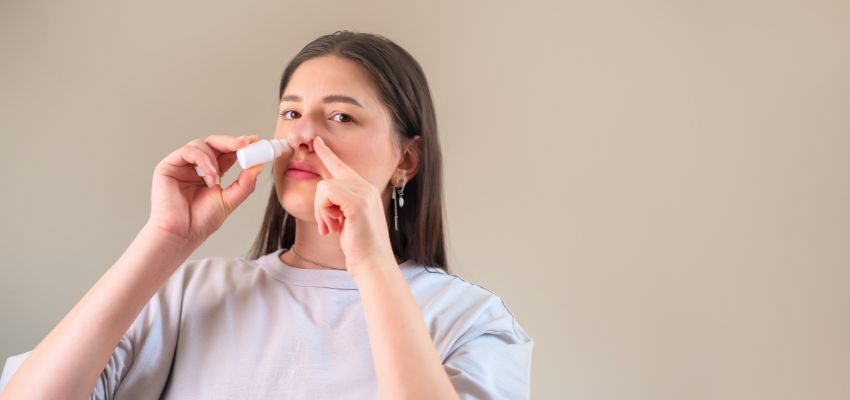 bad smell nose (3) A simple saline solution can help flush out mucus and bacteria from your nasal passages, reducing unpleasant odors.