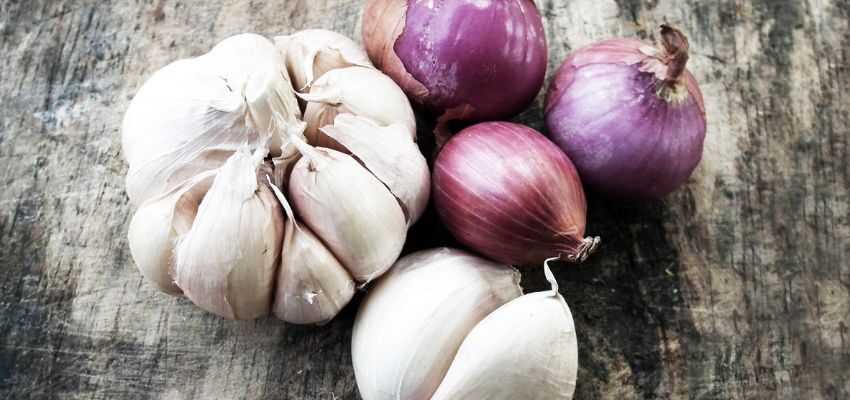 Eating certain types of food can also cause halitosis. Strong-smelling foods like onion and garlic might smell great on your food.