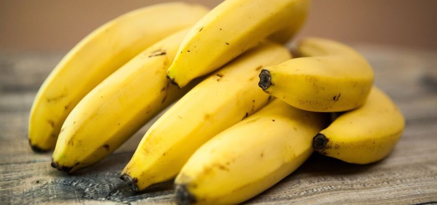 Bananas are not only tasty but also packed with probiotics. They contain high levels of resistant starch, enabling good gut bacteria growth.