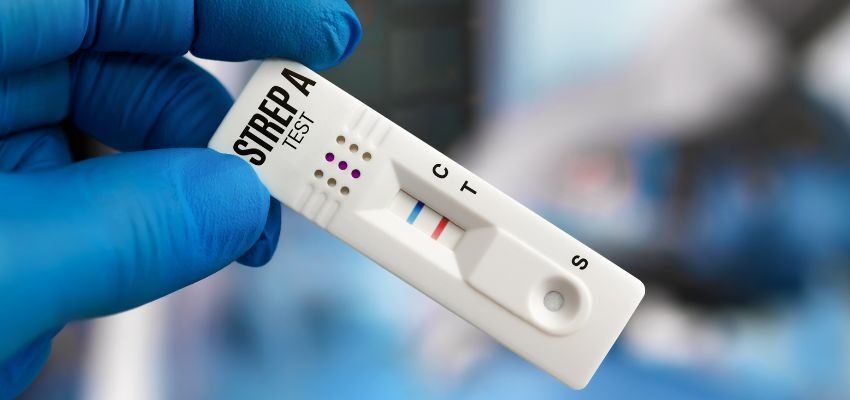 Rapid strep tests and throat cultures effectively identify strep bacteria, helping ensure prompt and appropriate treatment.